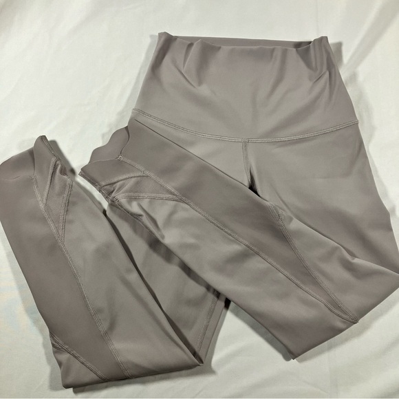 Lululemon Wunder Under Crop II Roll Down Scallop Full-On 24" Smoky Blush sz 2 - Picture 5 of 8